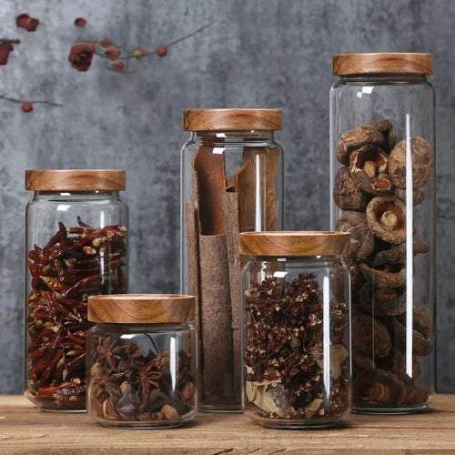 Bocaux en verre à couvercle en bois