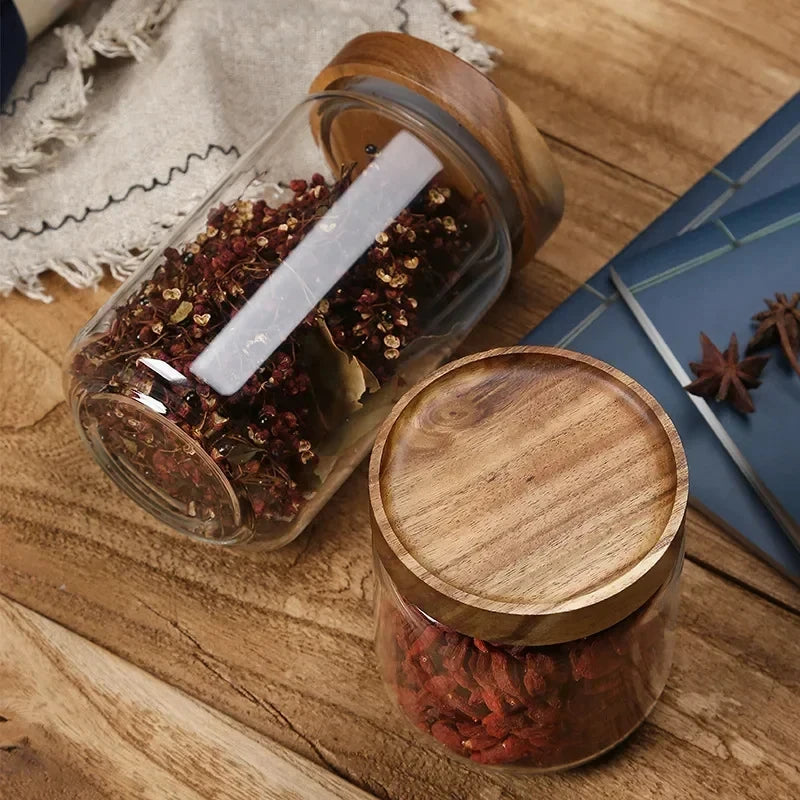 Bocaux en verre à couvercle en bois