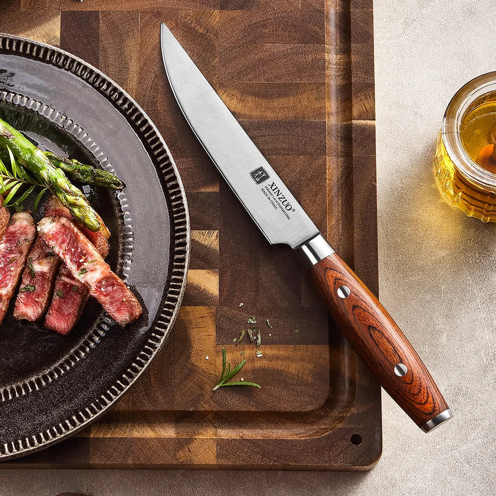 Couteaux à steak XINZUO à lame lisse et manche en bois pakka, dans leur coffret
