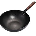 Wok en fer martelé, 32 cm